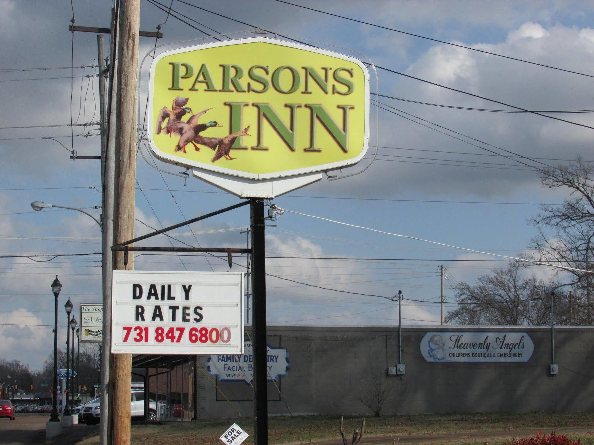 Parsons Inn Downtown Parsons,Tn Exterior foto